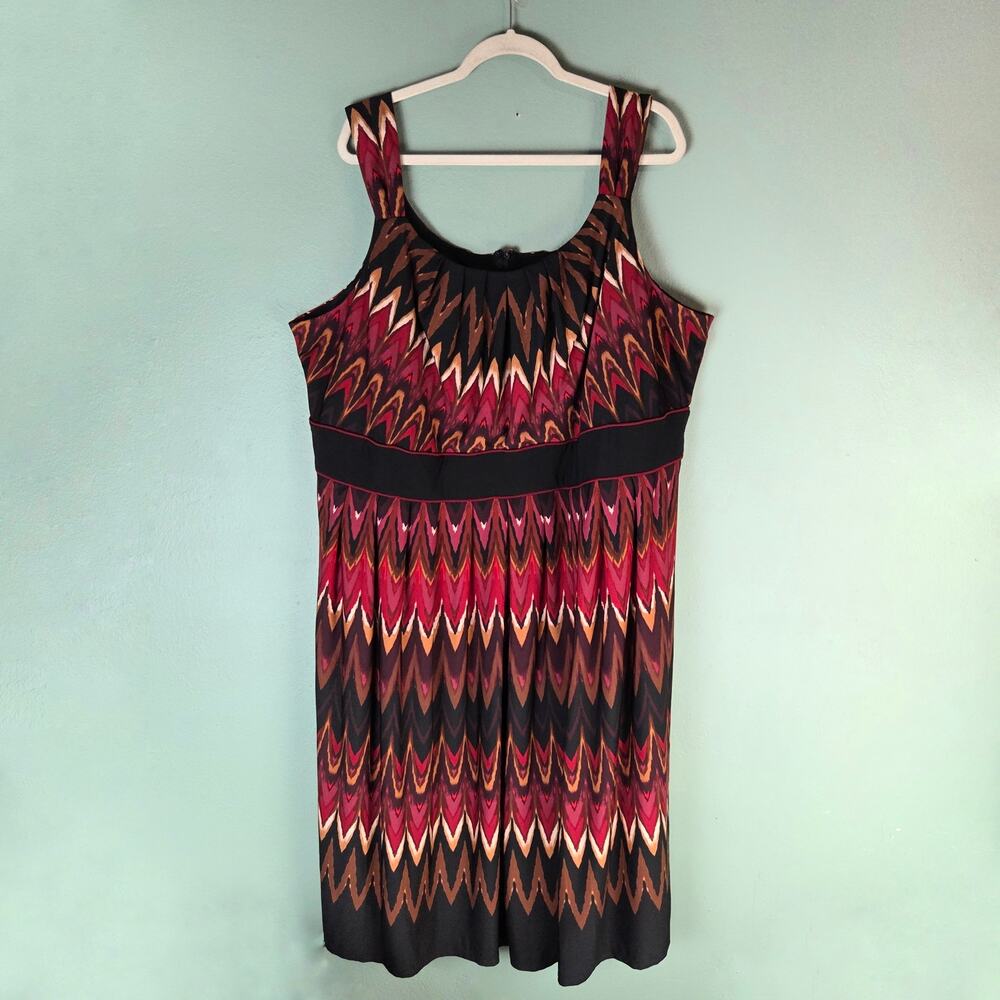 Catherines Womens 3X Multicolor Red Black Geometric Chevron Sleeveless Dress